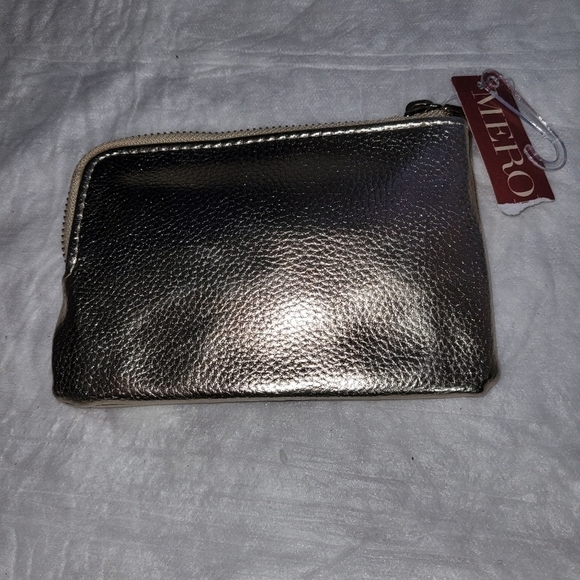 Merona Metallic Gold Wallet New - Picture 5 of 12